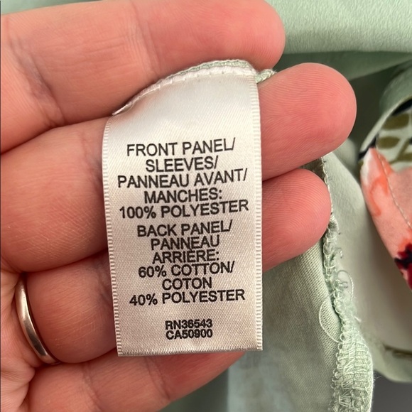 Floral Green Van Heusen Women's Top - Picture 6 of 7